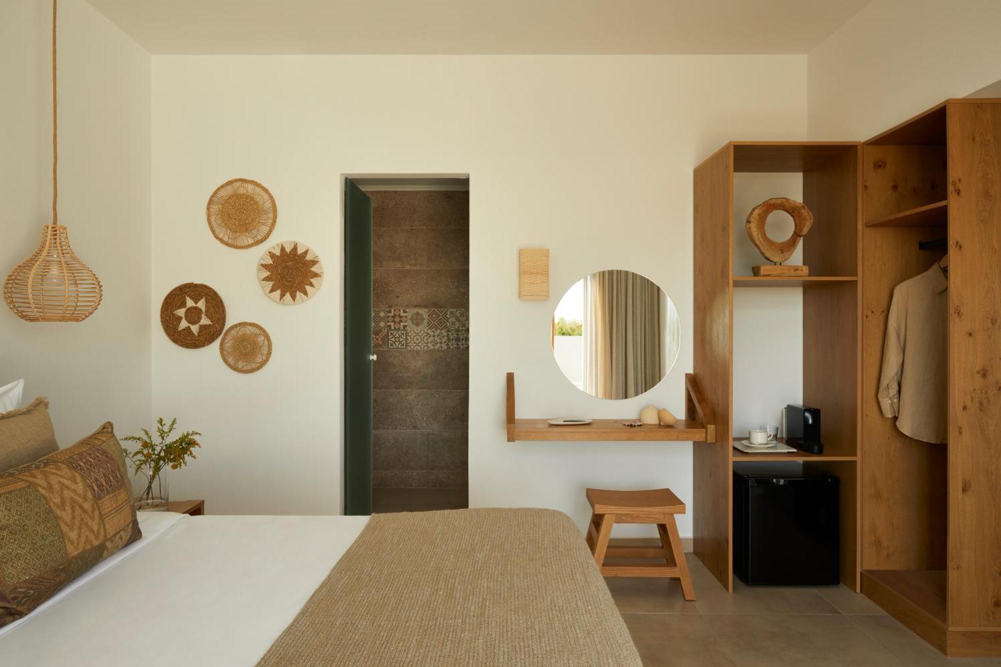 Absolute Kiotari Hotel 4*